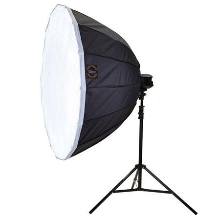 The 47" Grand Softbox does a great job with its default dual layer of diffusion, staying man-portable.